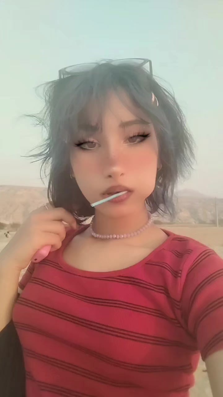 @نرجس علیزاده