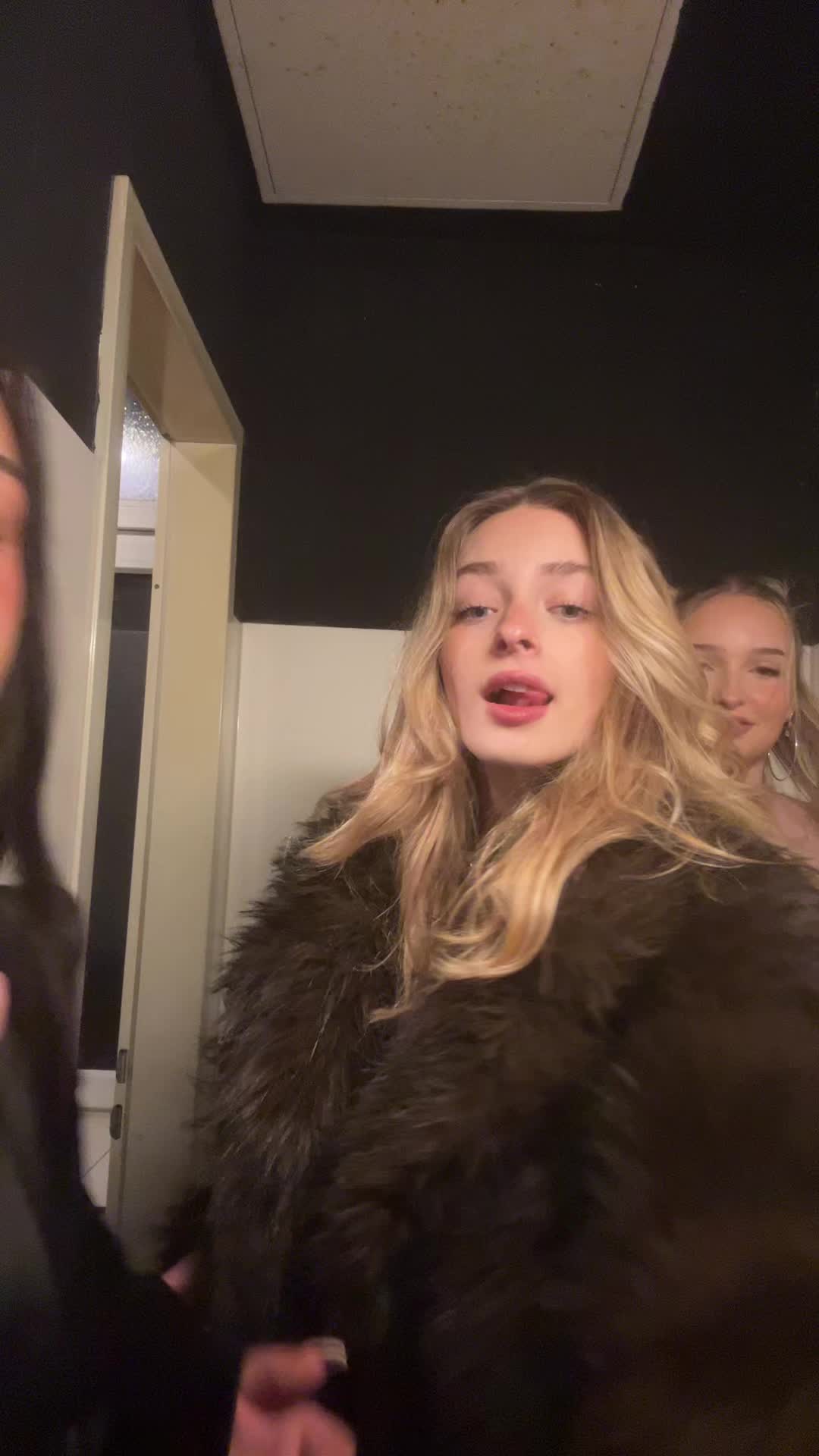 @alisa