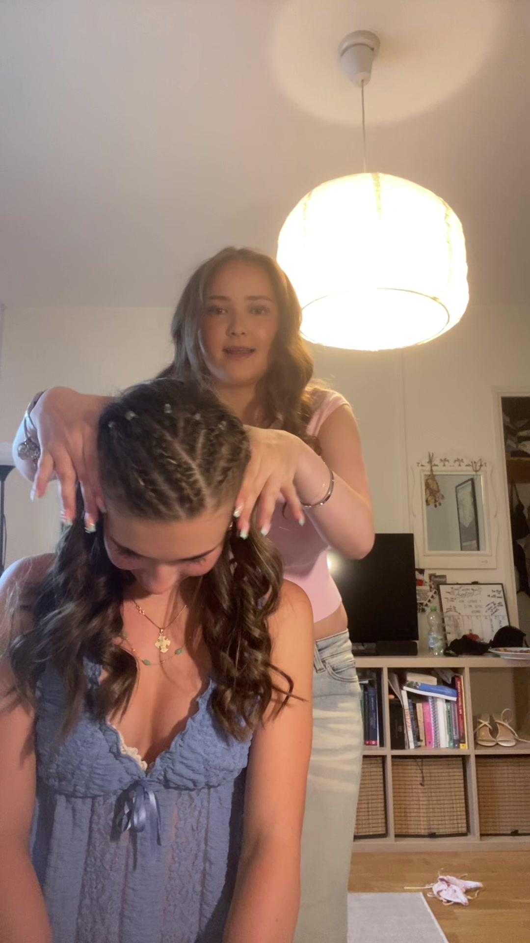 @Ellaspammm