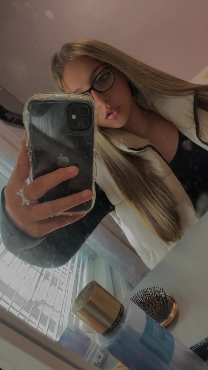 @Lexi.jonez.co.xo