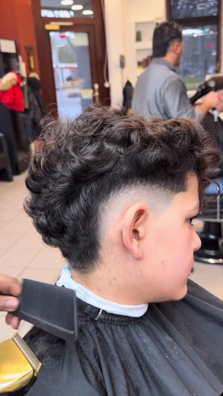 @Abdi der Friseur💈