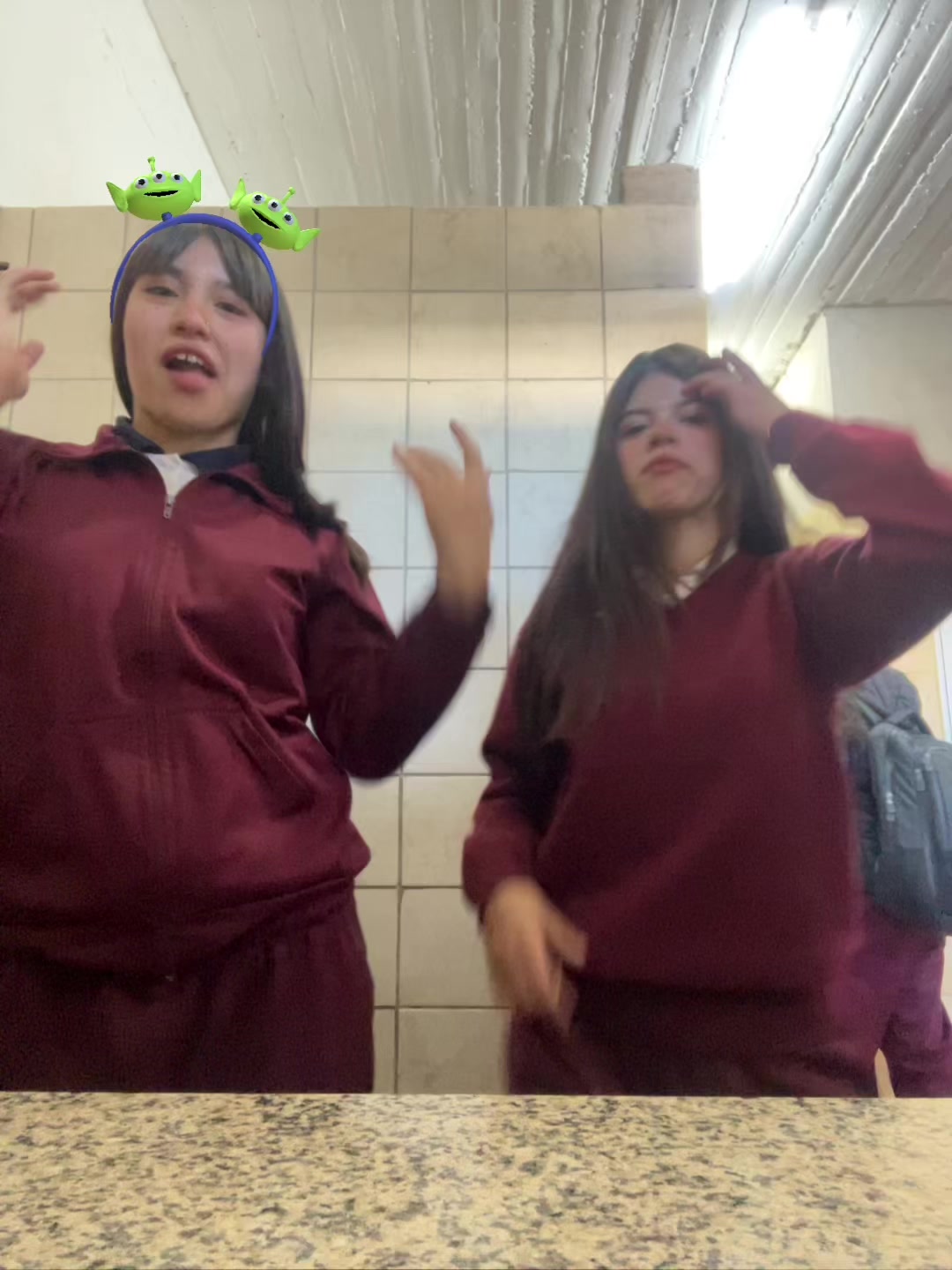 @🍀😉