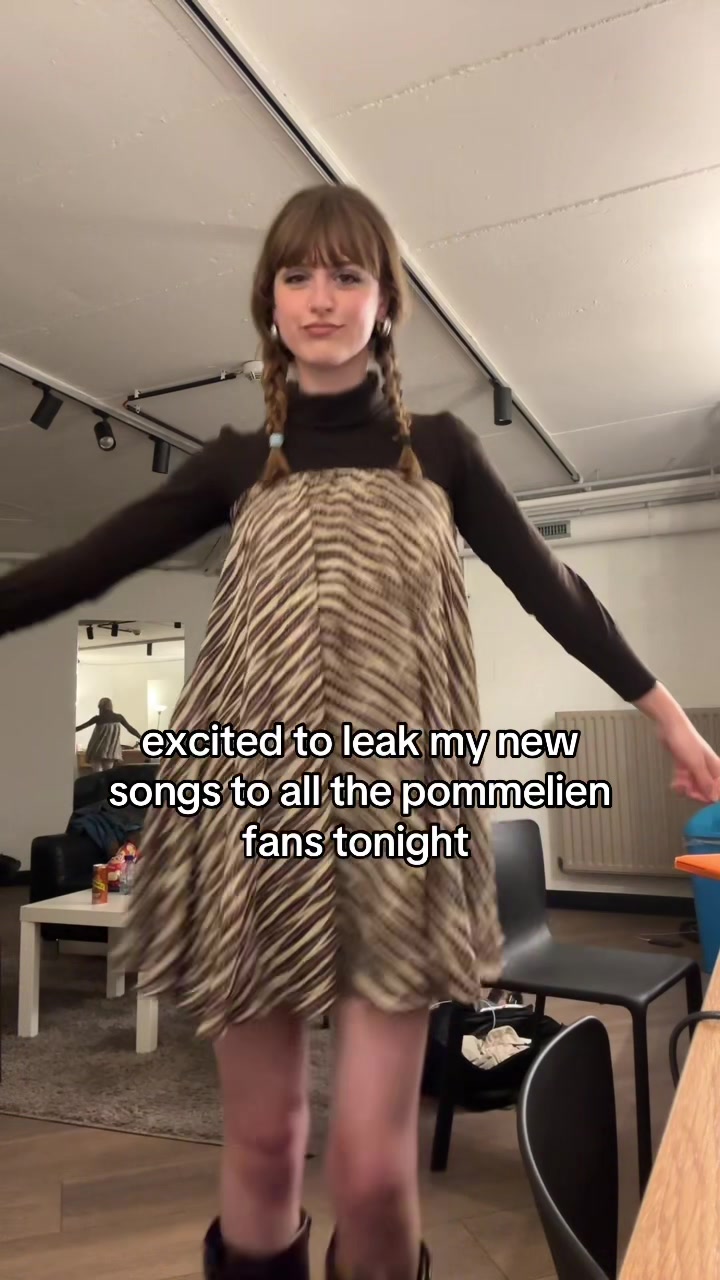 @Chloe Slater
