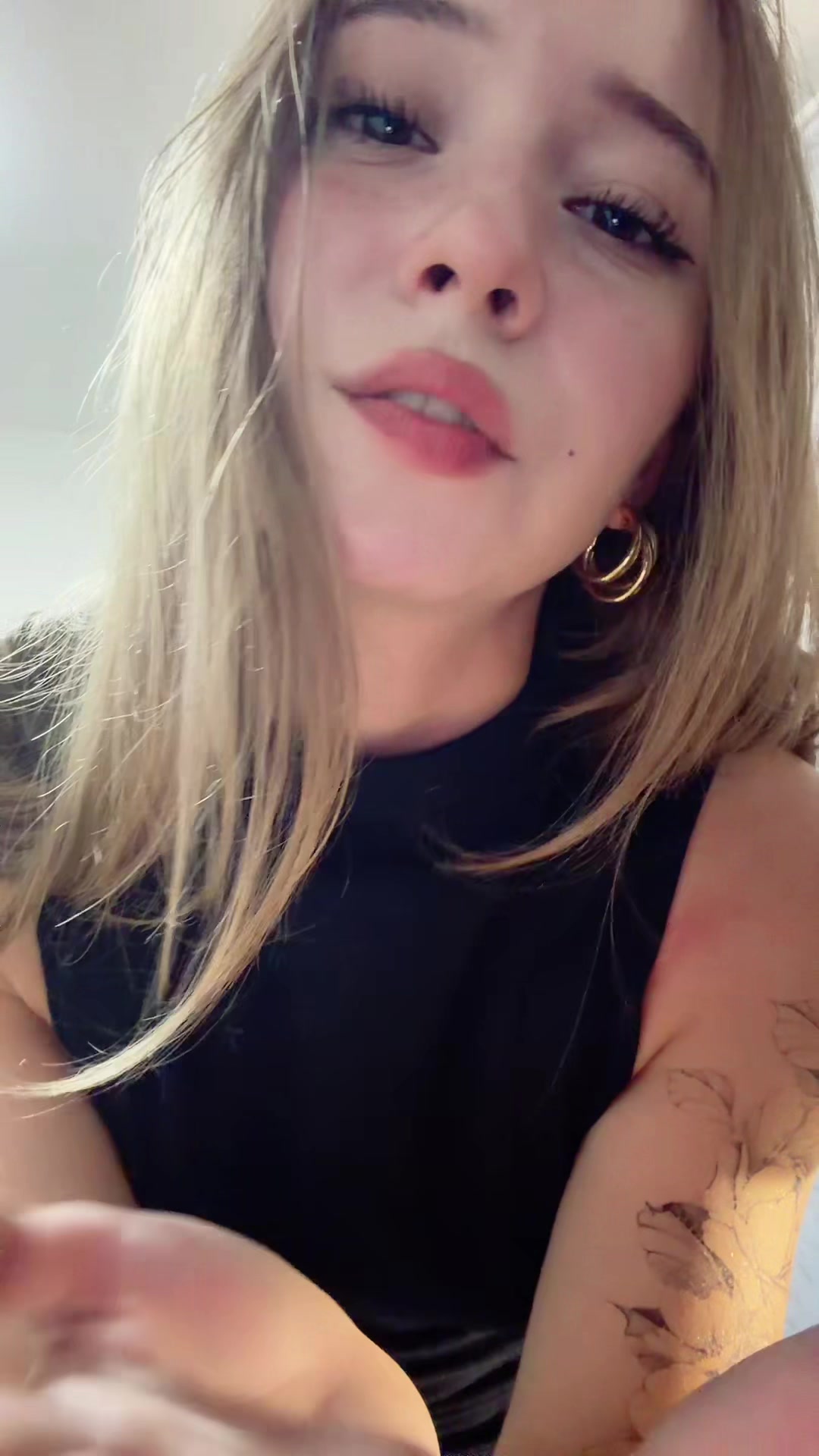 @karina