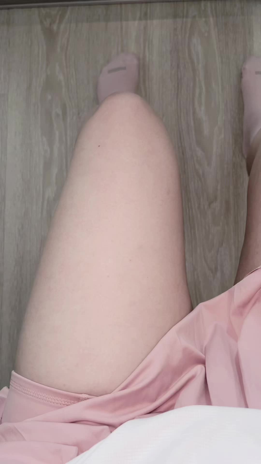 @safrora_