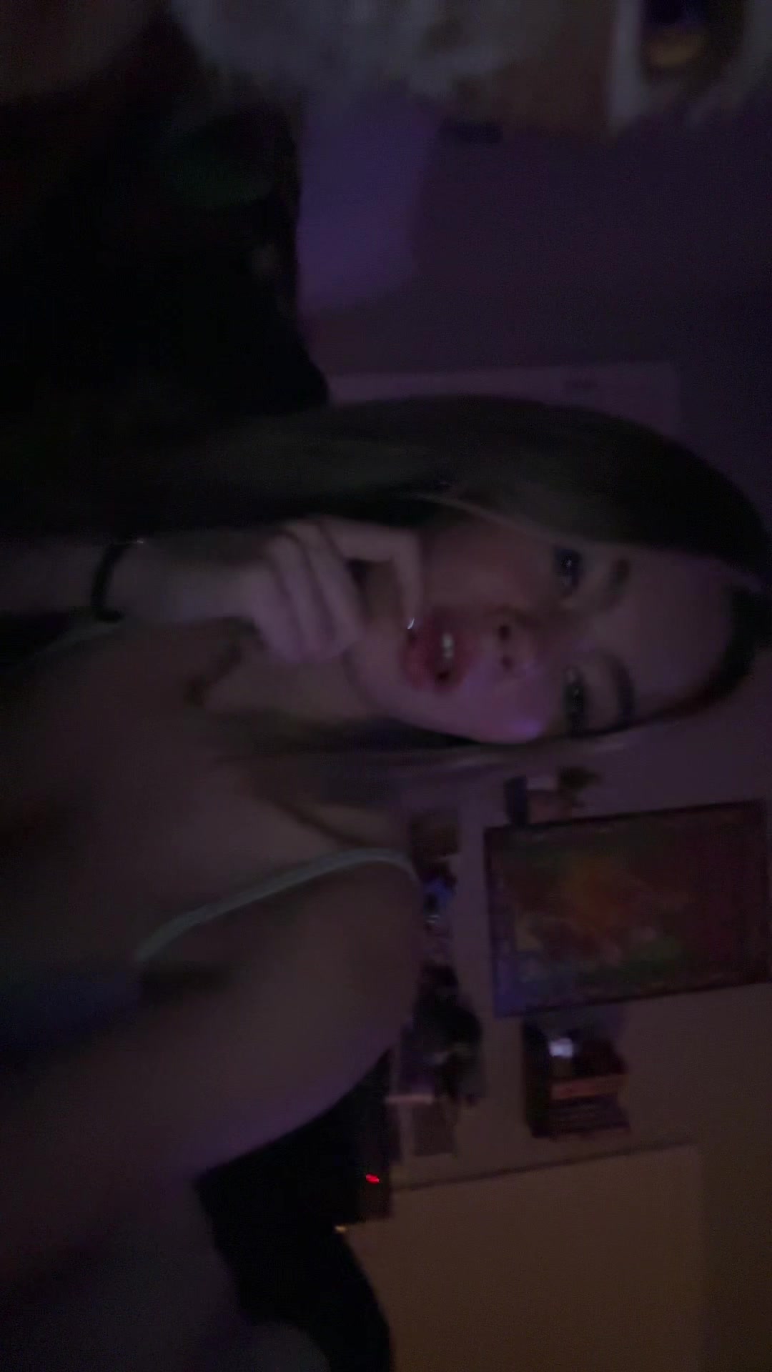 @izzy