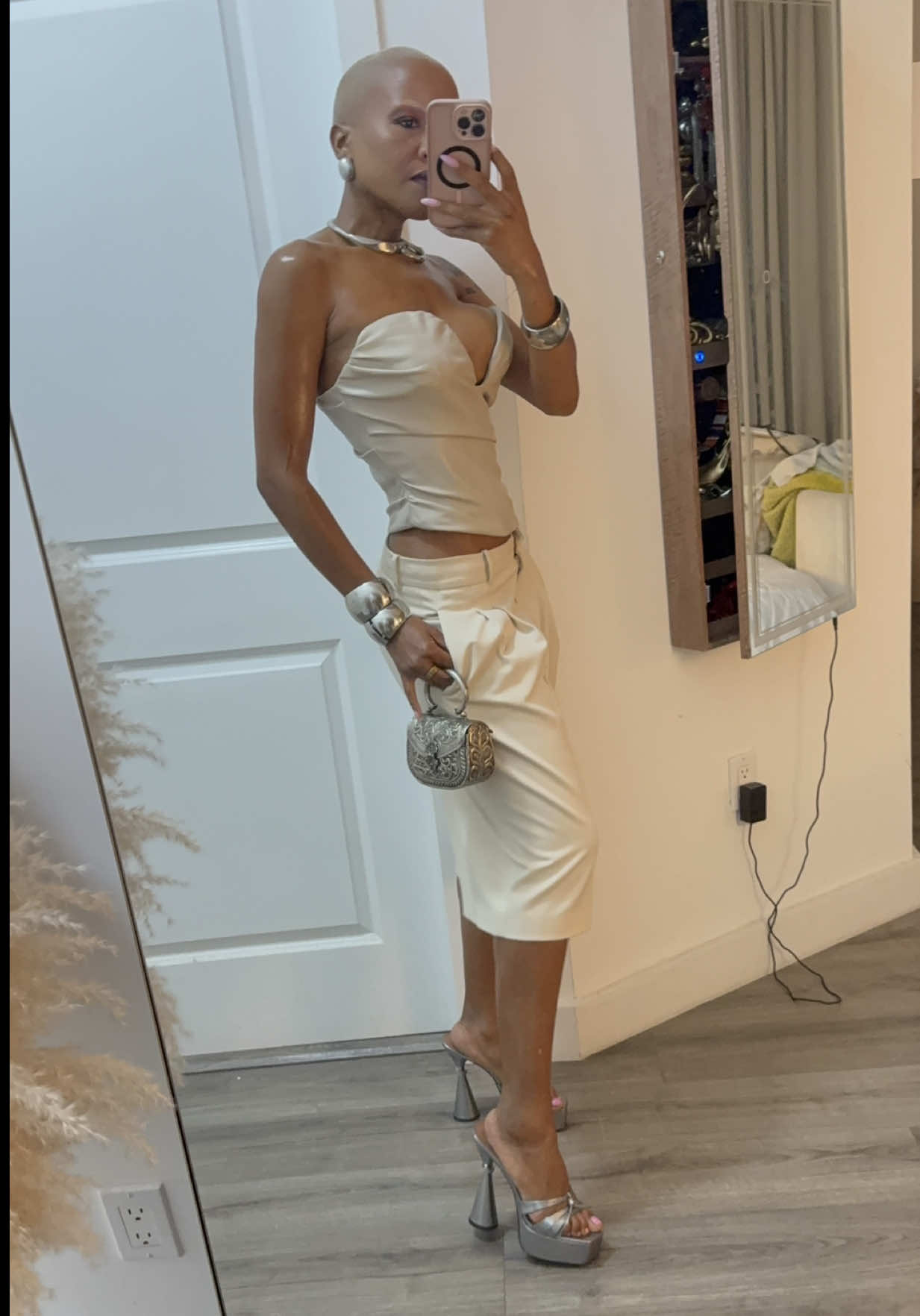 @Zeinabou