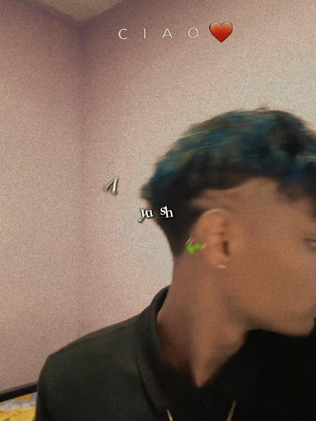 @Ayush❤️🦚