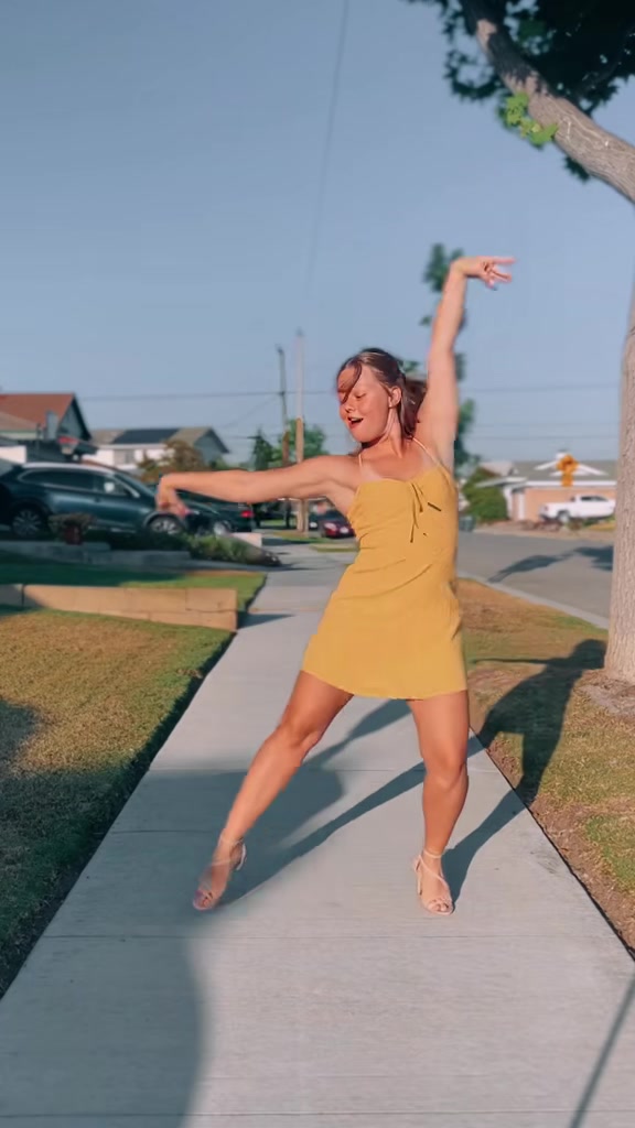 @noellerothofficial