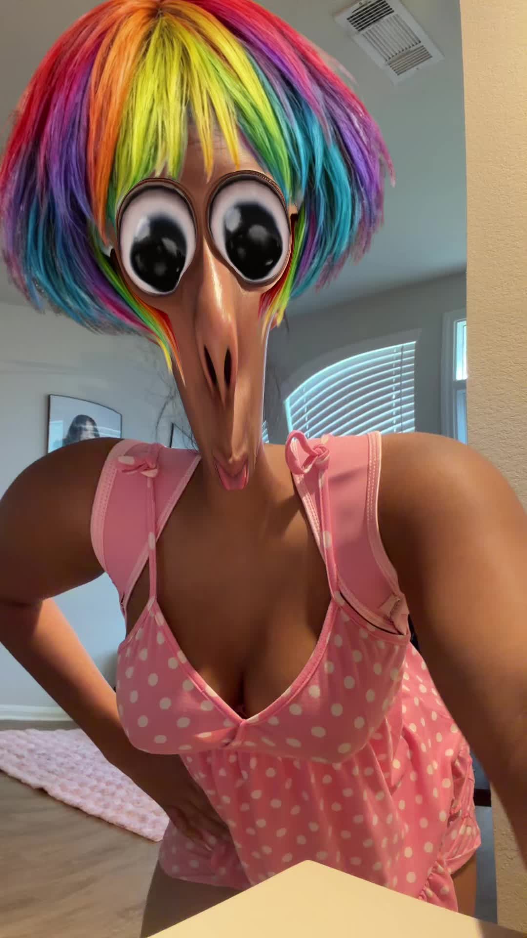 @leilamiraclee
