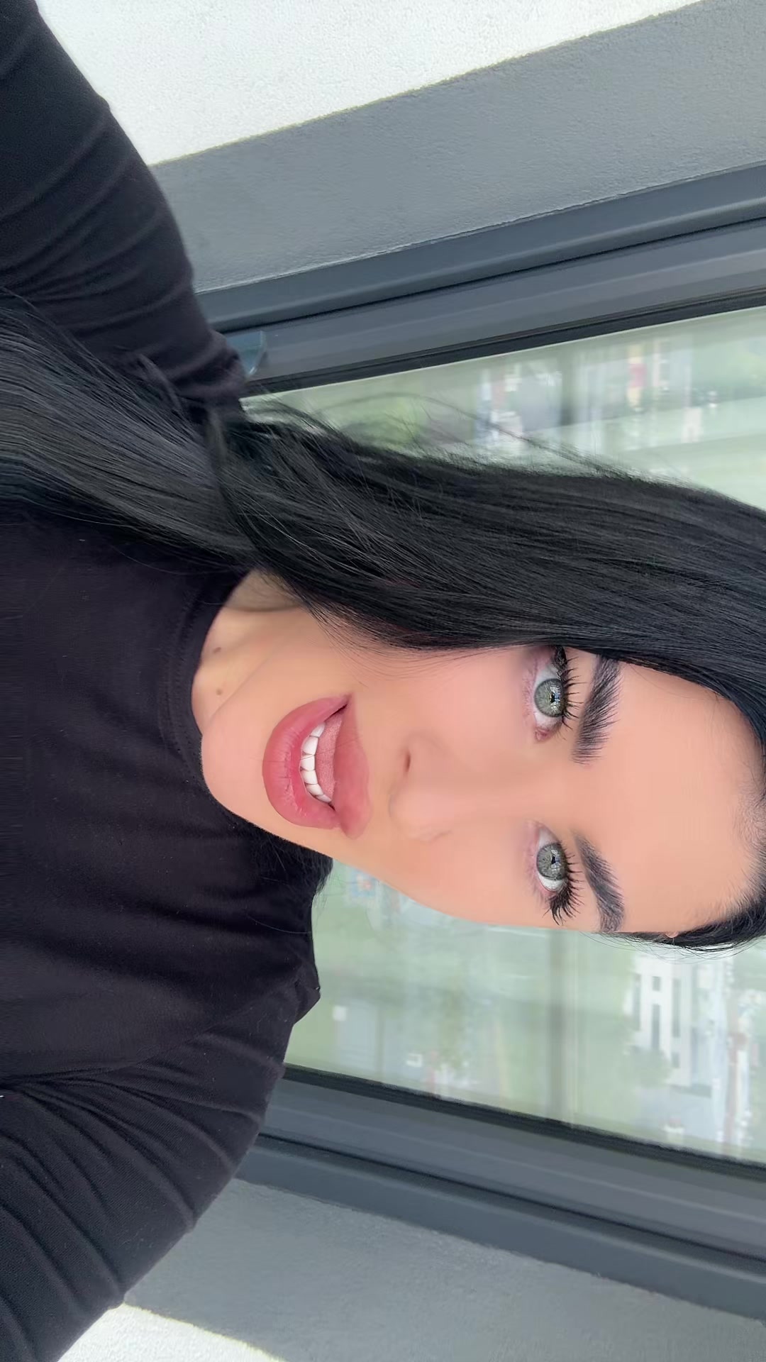@Vladyslava