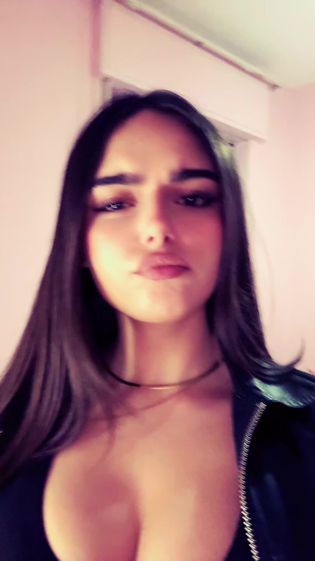 @adinaaaaaj