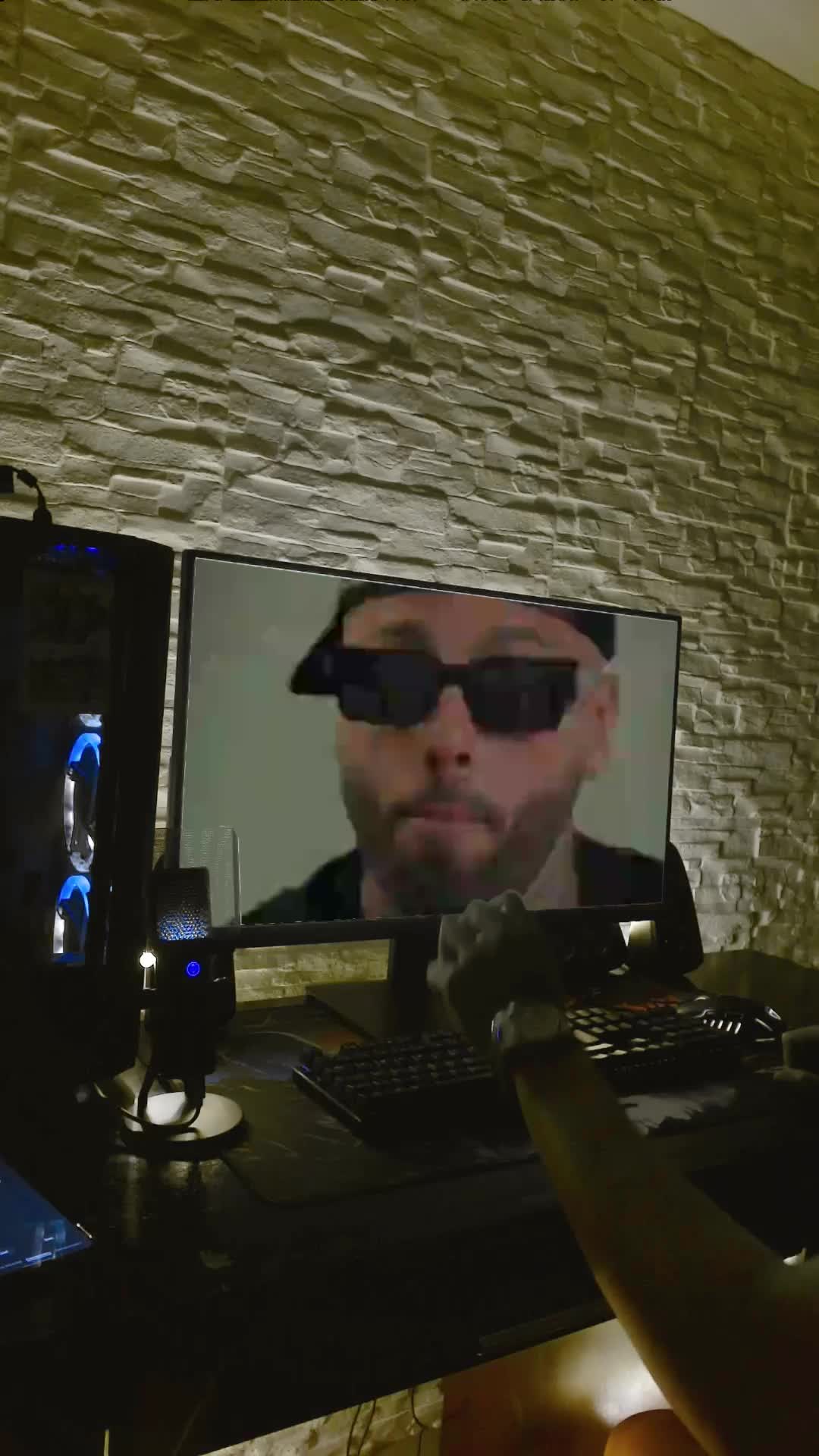 @soy_julian