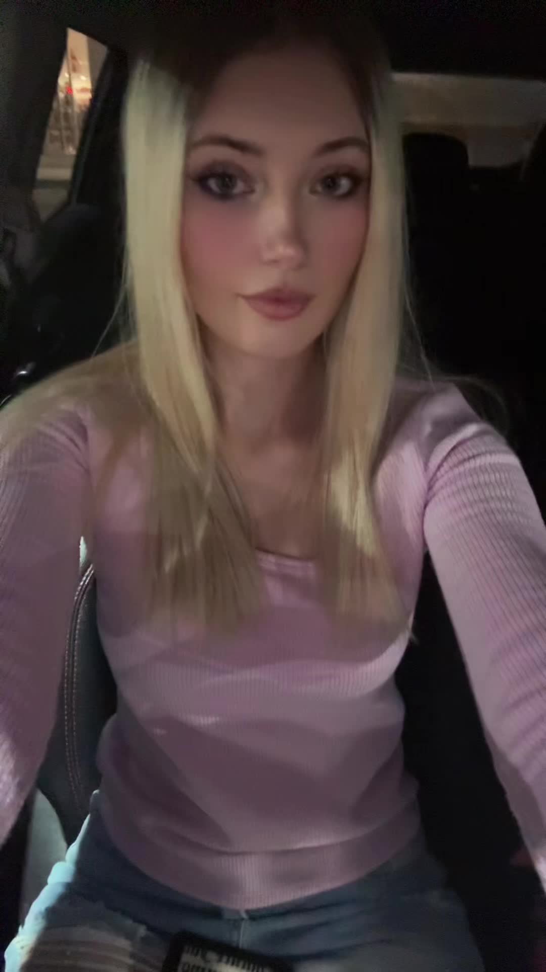 @emily242443