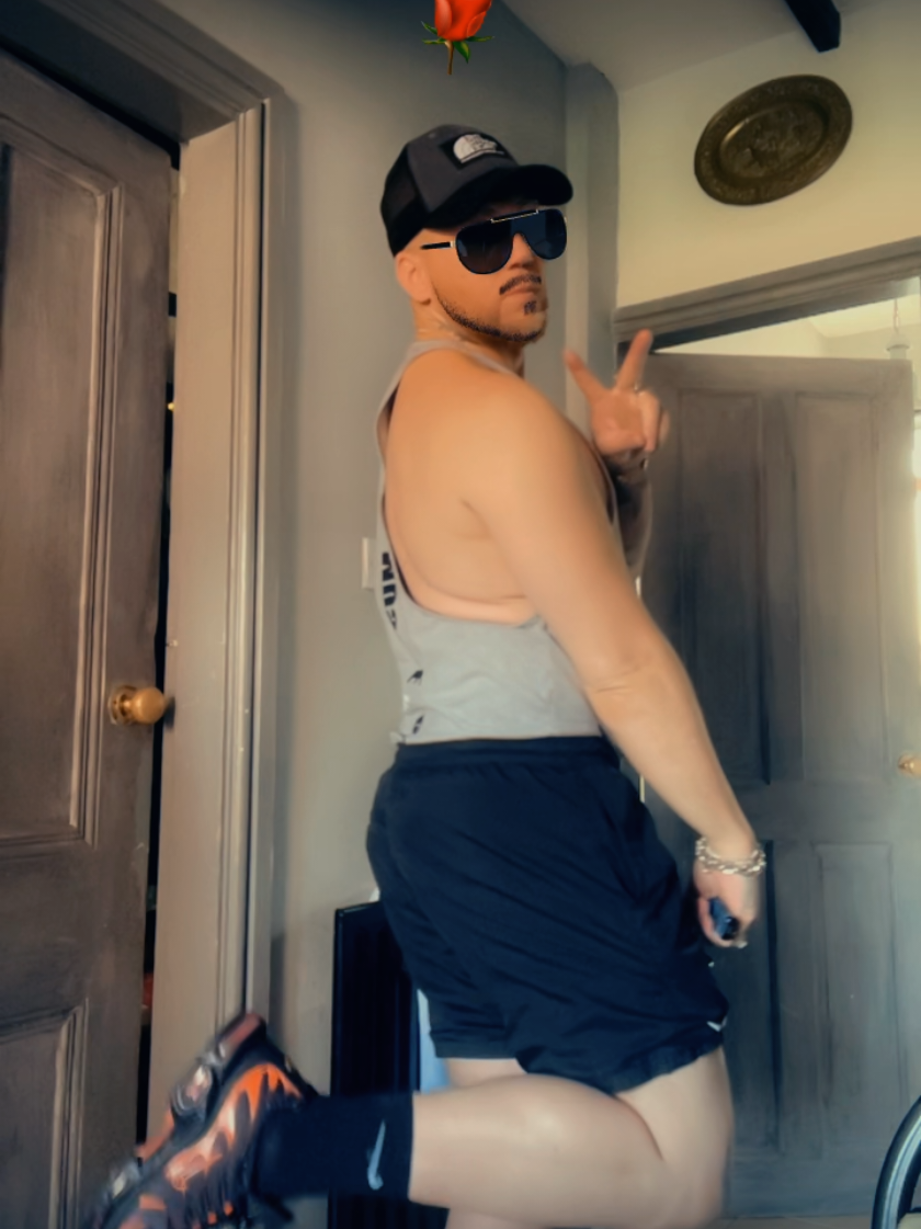 @fullgrown.I_D_I_O_T