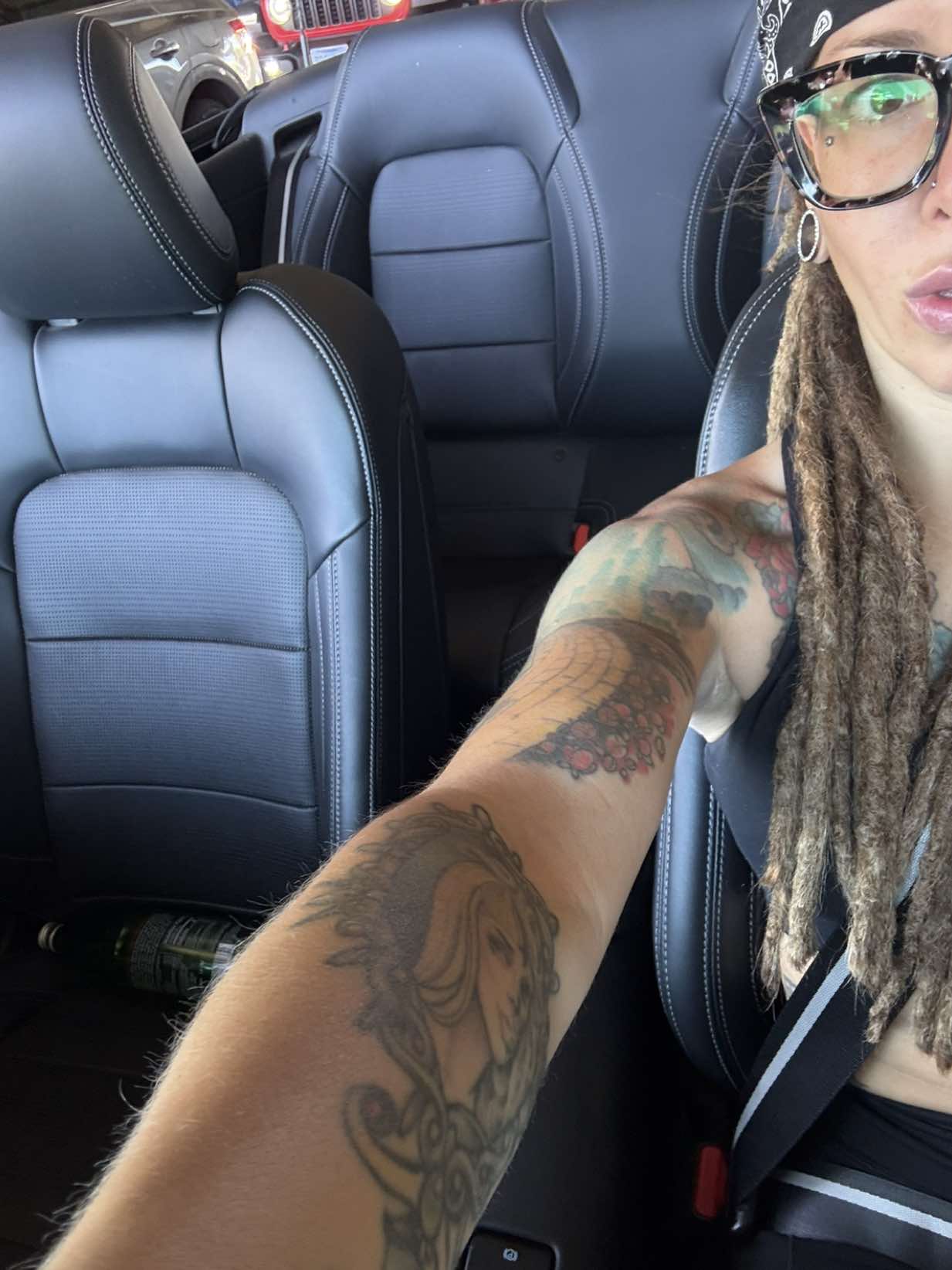 @JessicaGolich