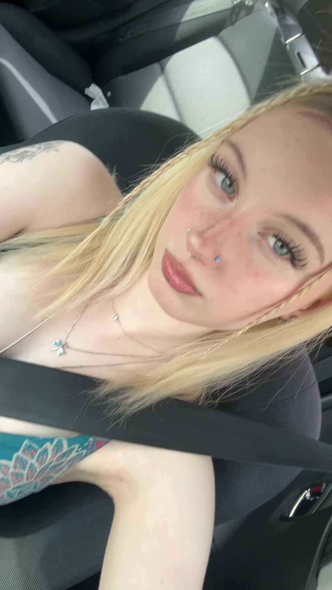 @addi<3