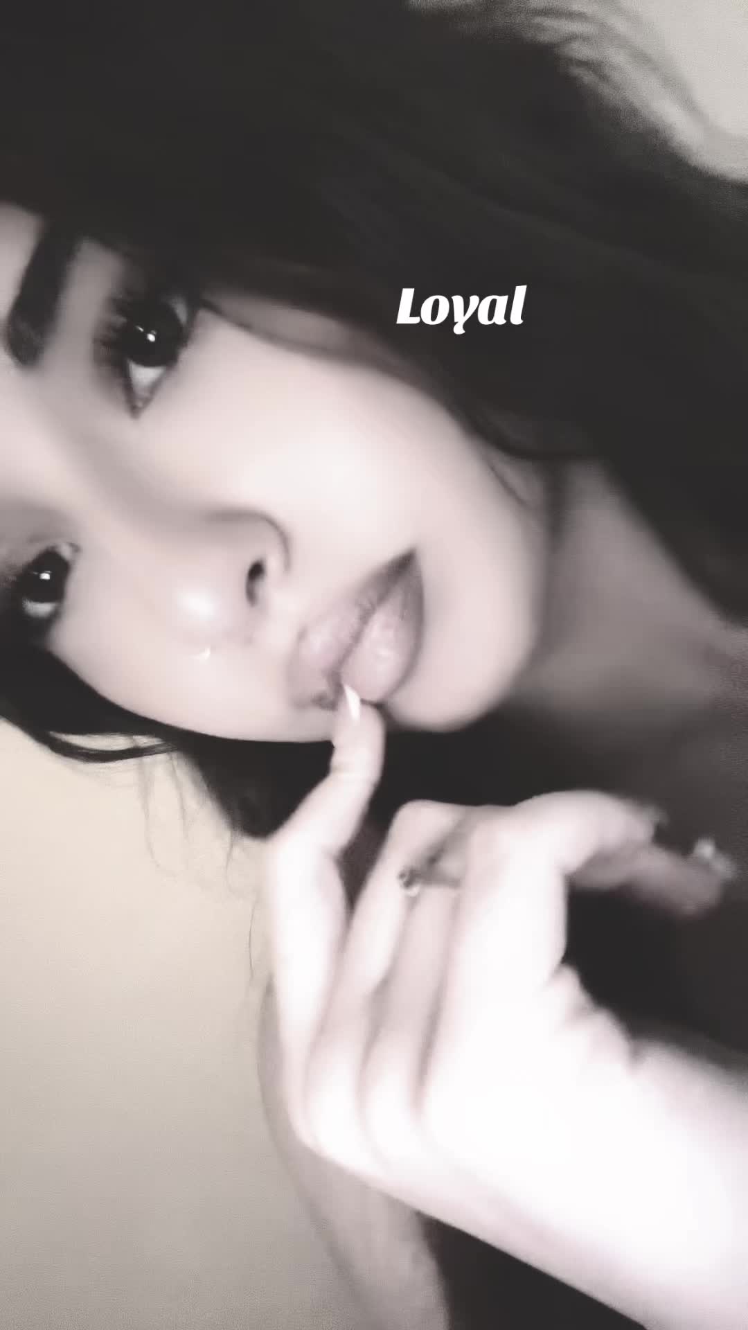 @⃟