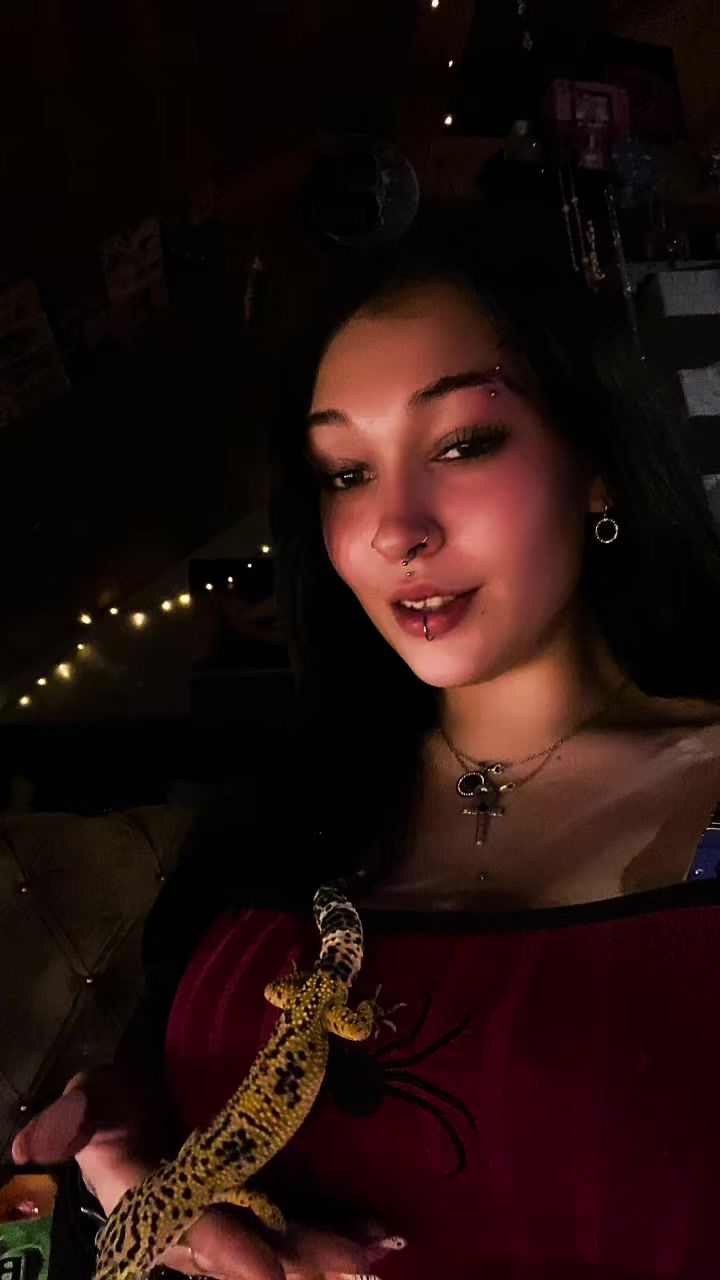 @silence.witch