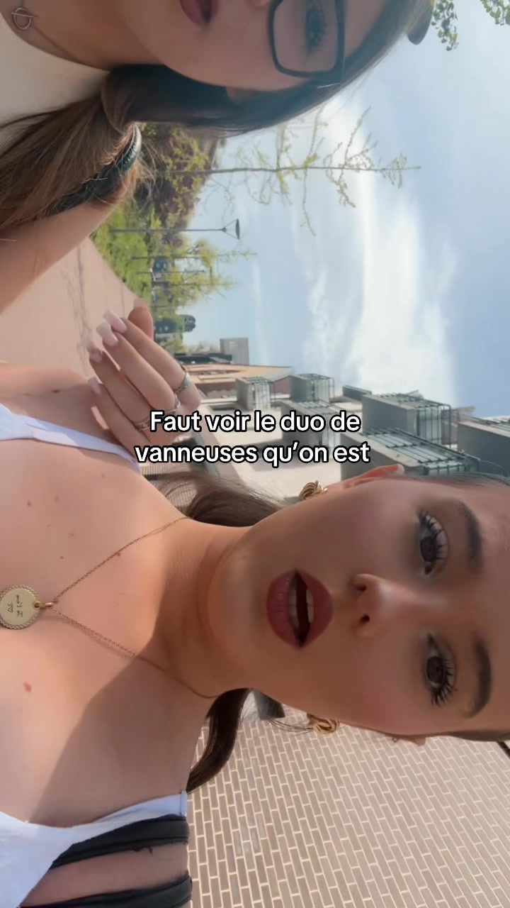 @Zelie