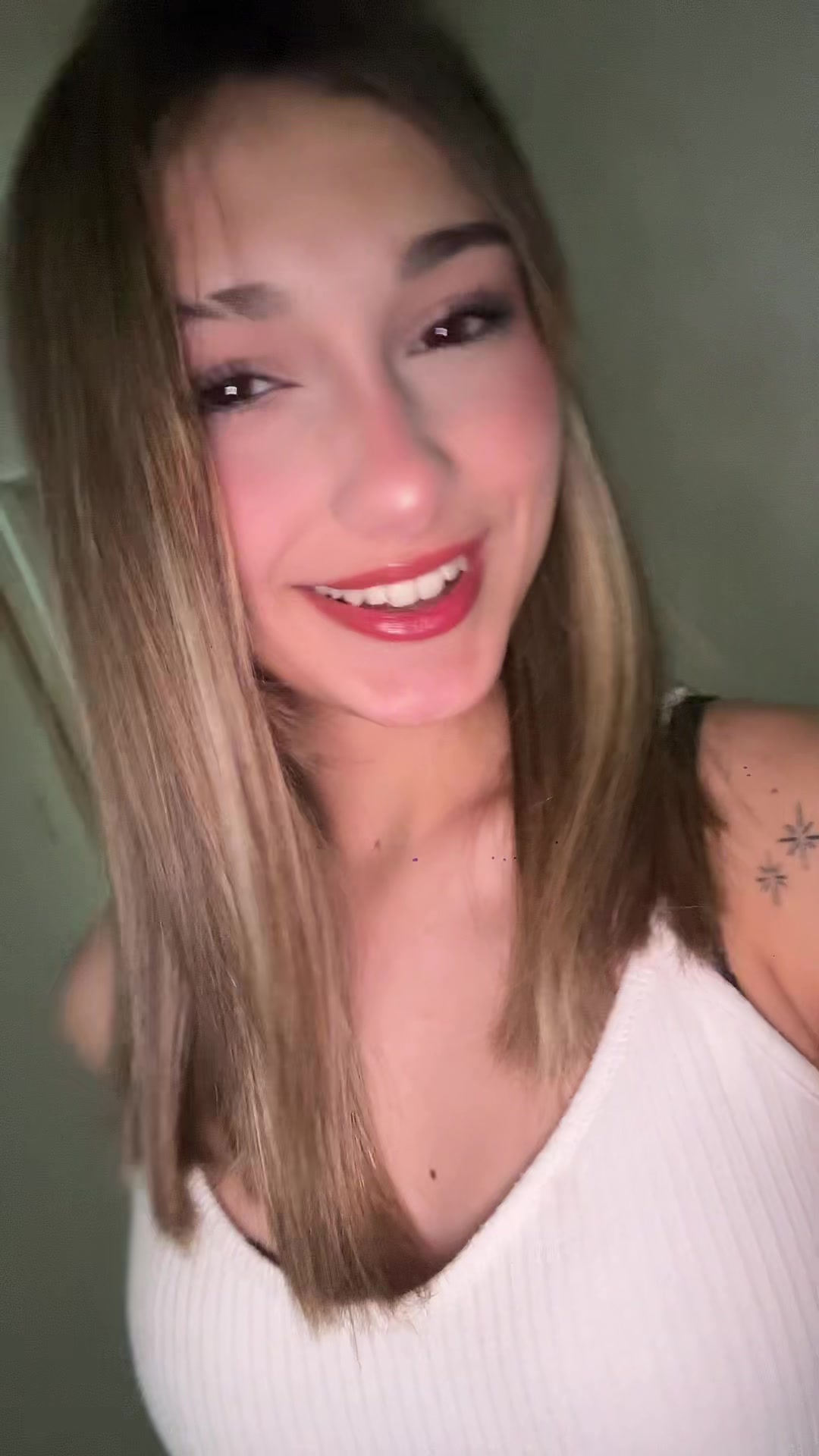 @💋💋