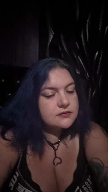 @her.majesty.of.chaos.87