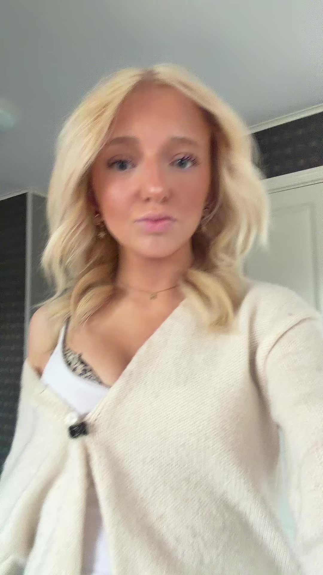 @MELINDAAAHHH