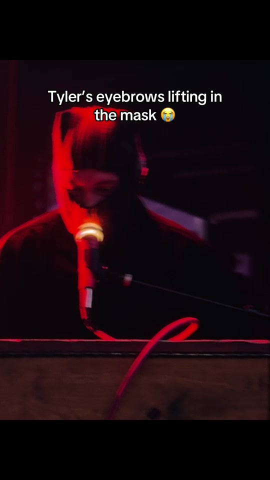 @IC¥ 💙🤍💛🩷