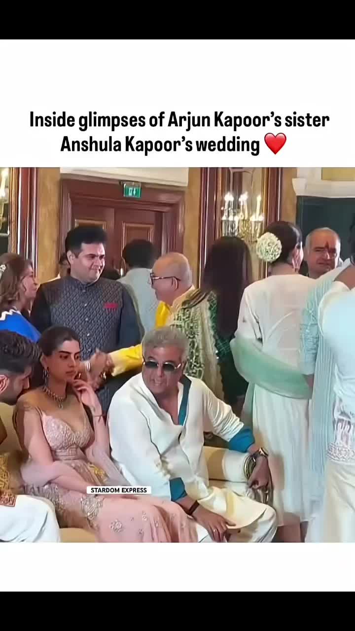 @@𝑩𝒐𝒍𝒍𝒚𝒘𝒐𝒐𝒅𝑬𝒓𝒂✨❤️