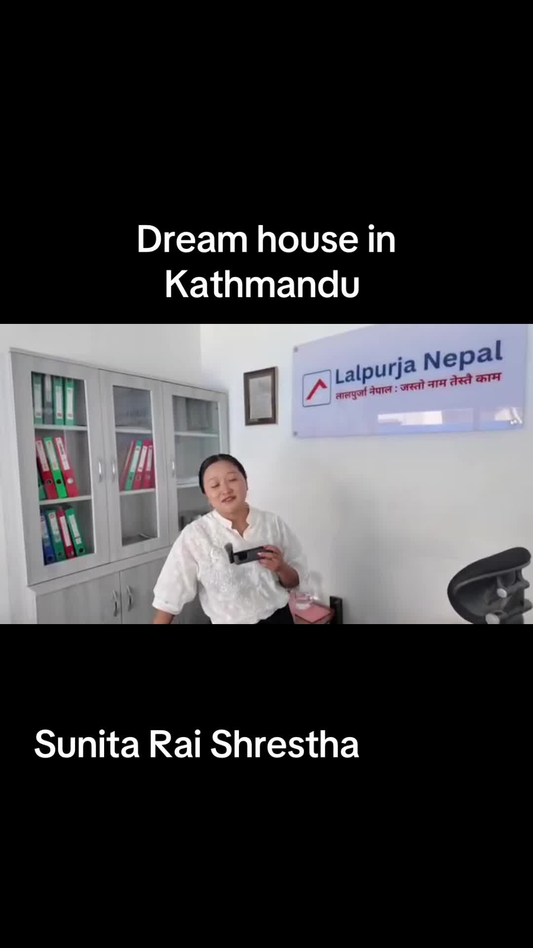 @Nepali Female vlogger
