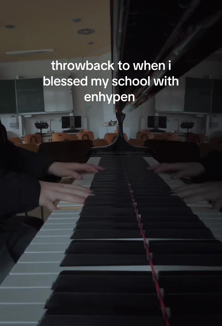 @emi_hypen_1009