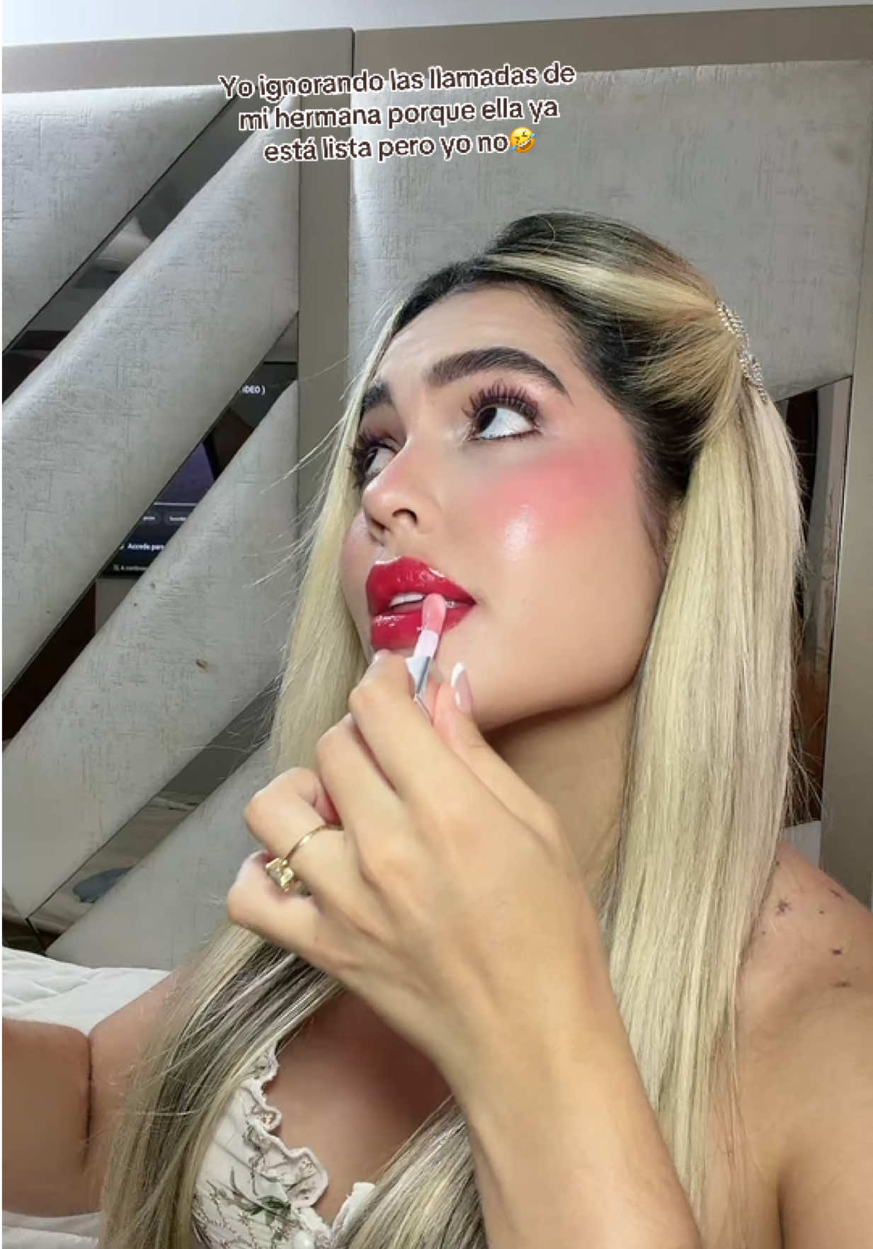 @Mayi Ardila