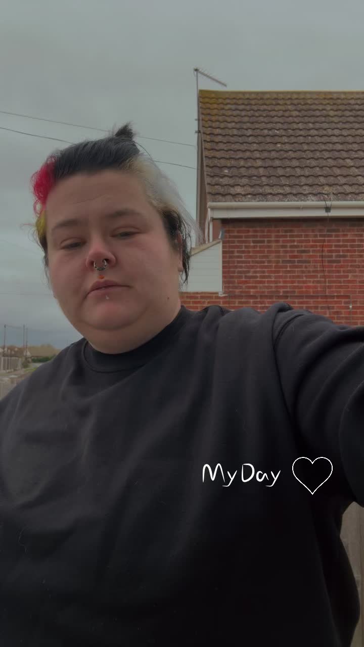 @Kirsty-Louise ♡