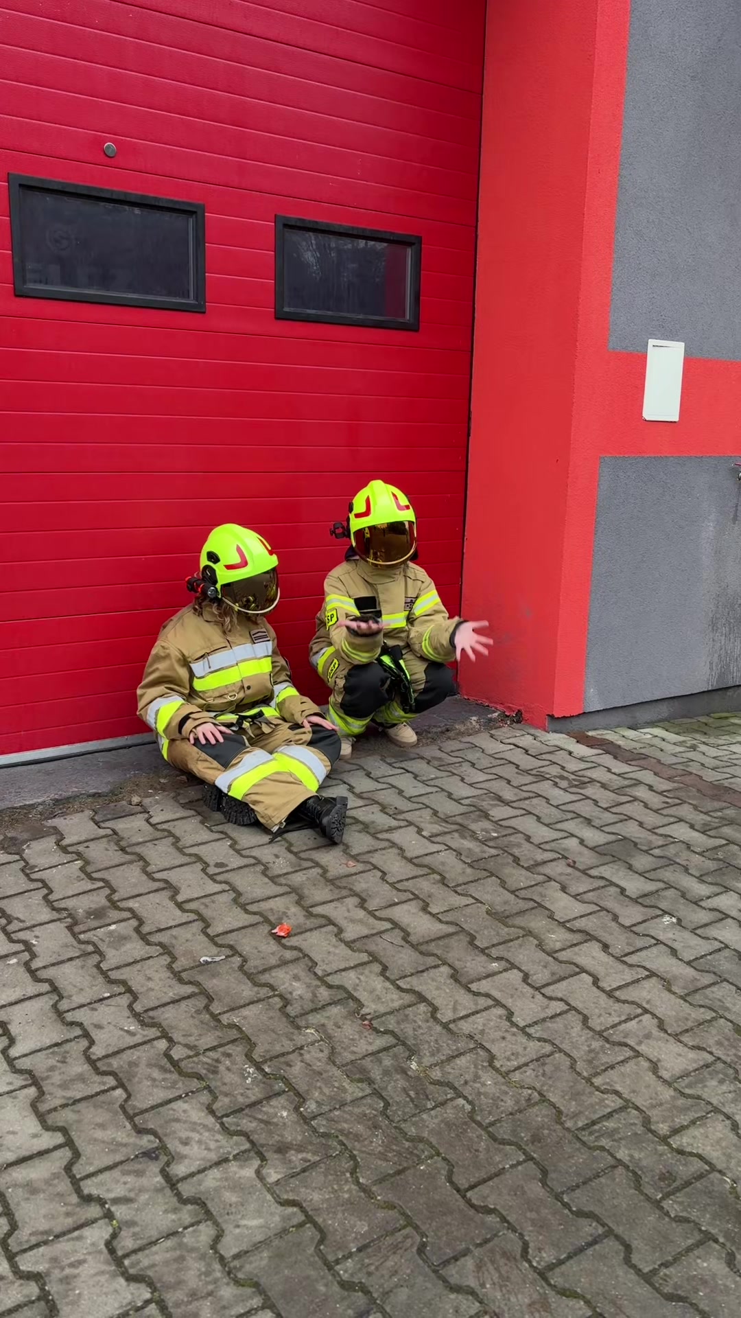 @👨&zwj;🚒🚒🔥