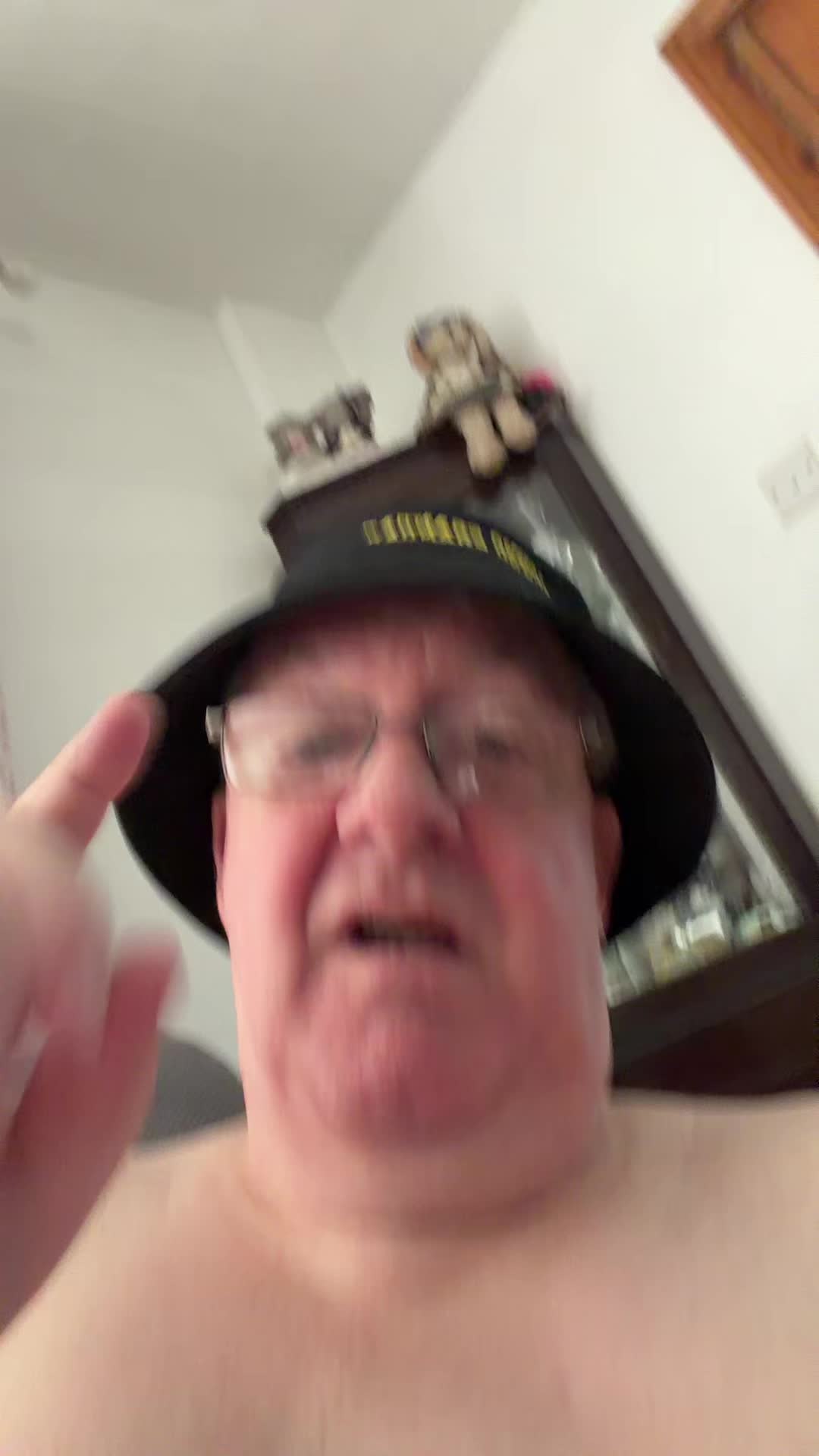 @TECHNO GRANDAD