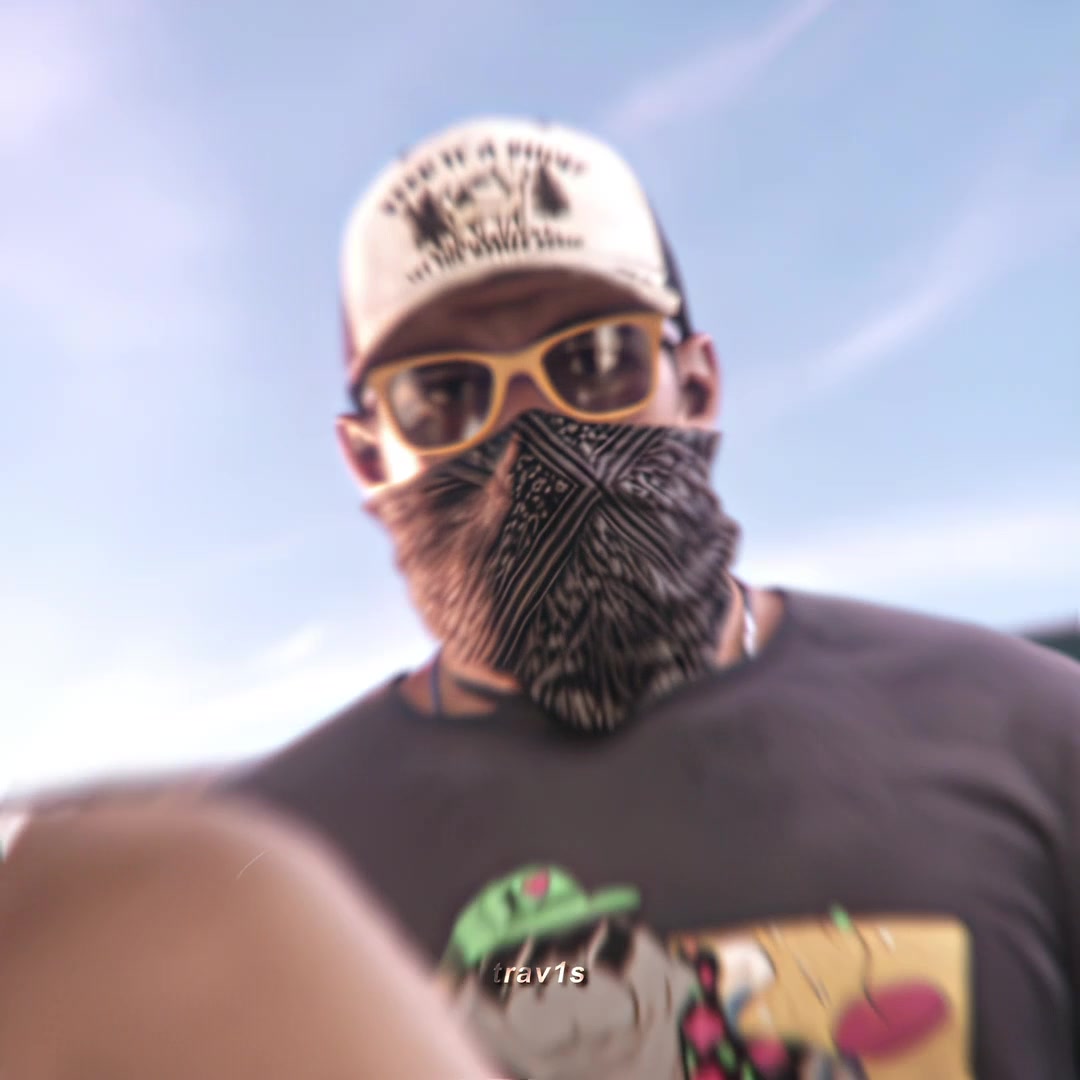 @trav1s