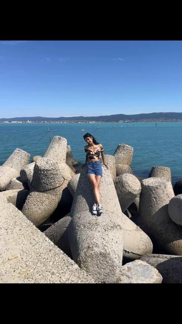 @yoliasenova
