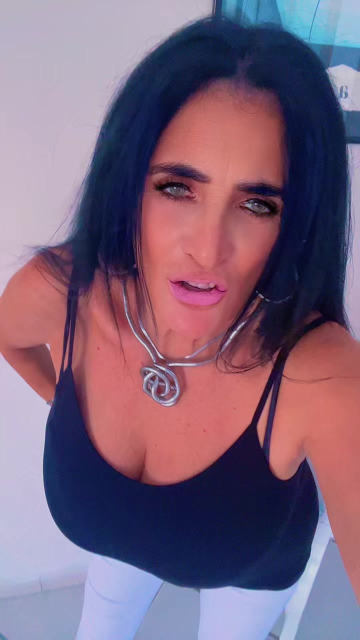 @Annamarino