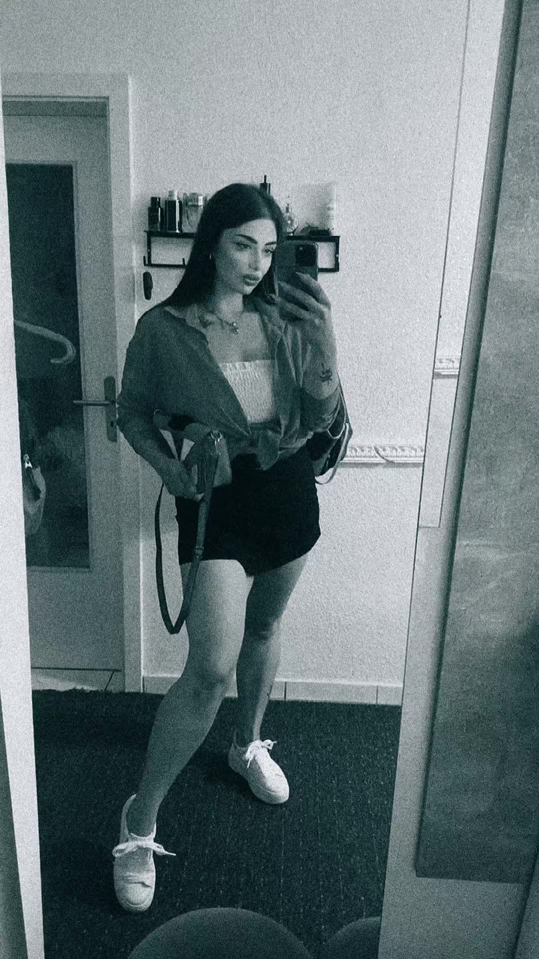 @Anca Monica