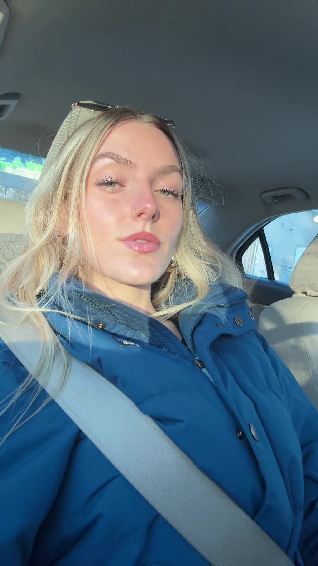 @Ella