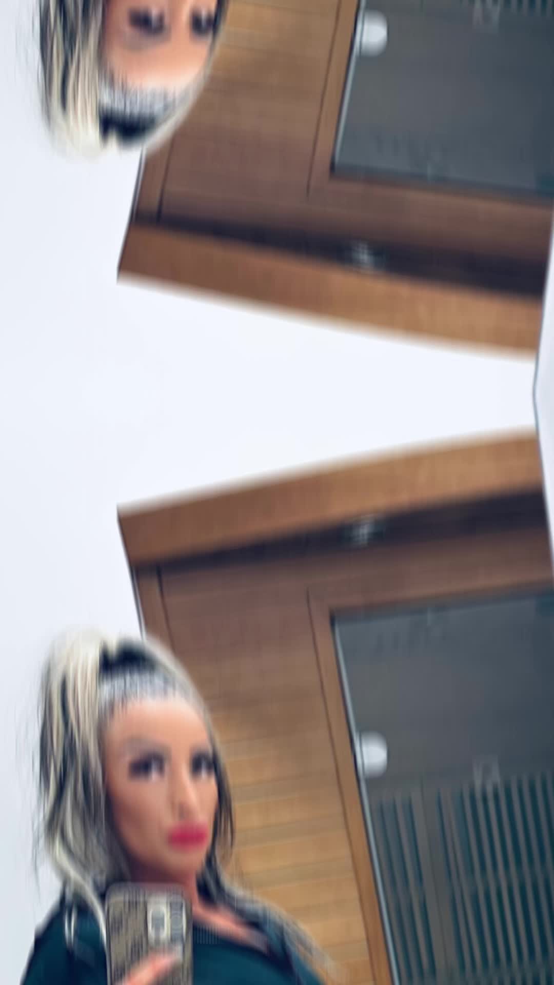 @Erika Tokarova