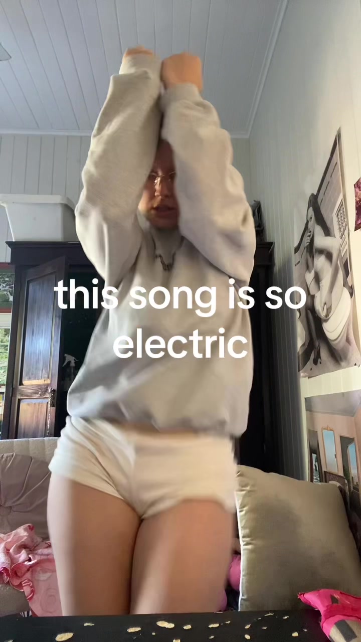 @daivydaivydaivy