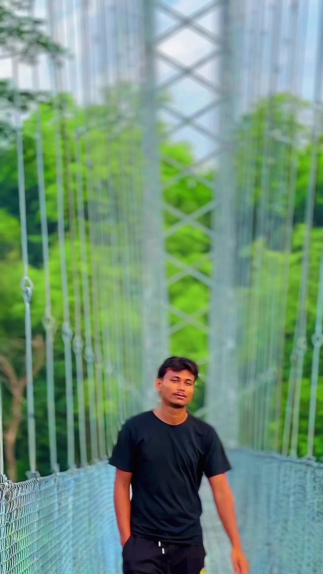 @AarYan
