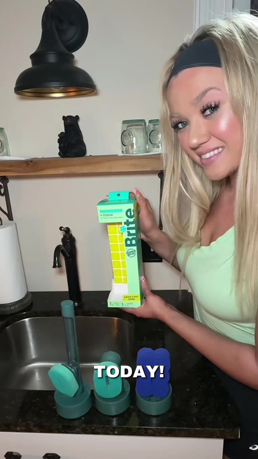 @Blondeandabaddie