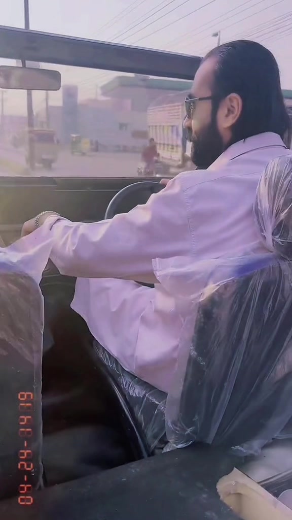 @MALIK MAJID AWAN👑