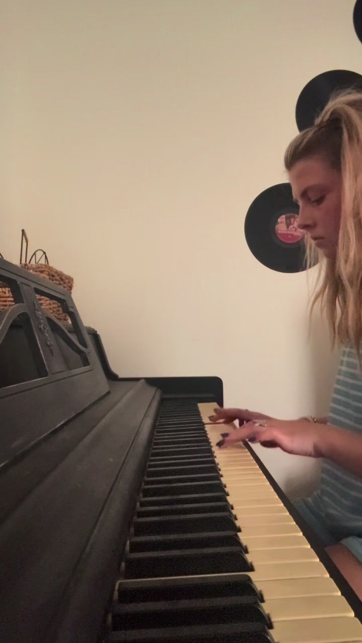 @noitsnotkennedy