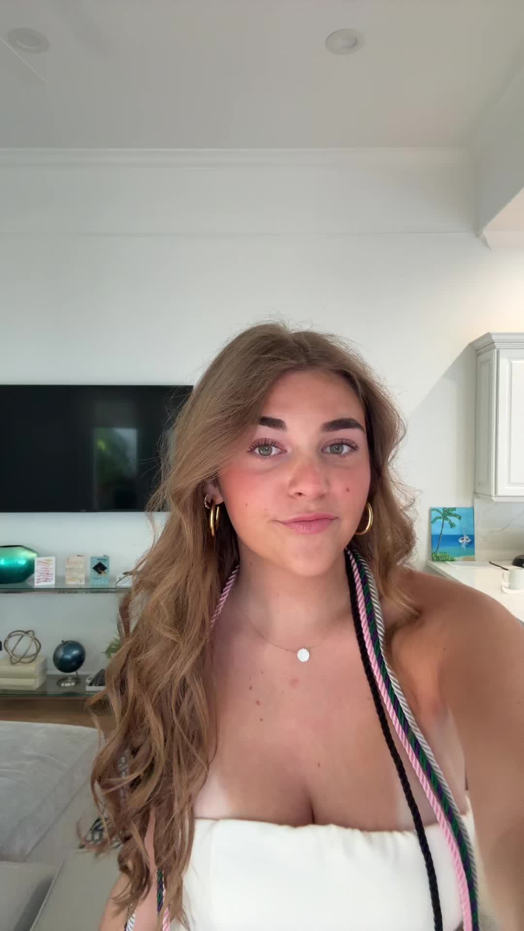 @Sammy 🫐⭐️🍒🧸🫧