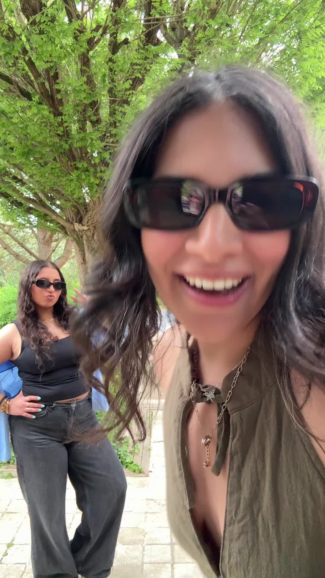@LaraTlass