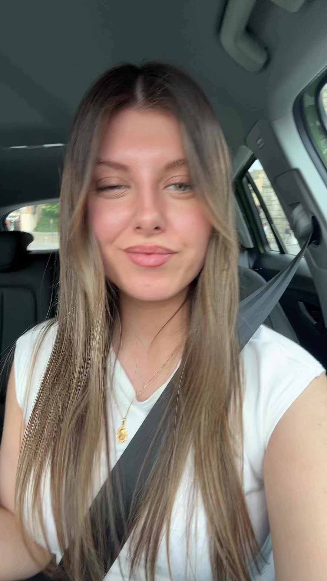 @celia medina🦦