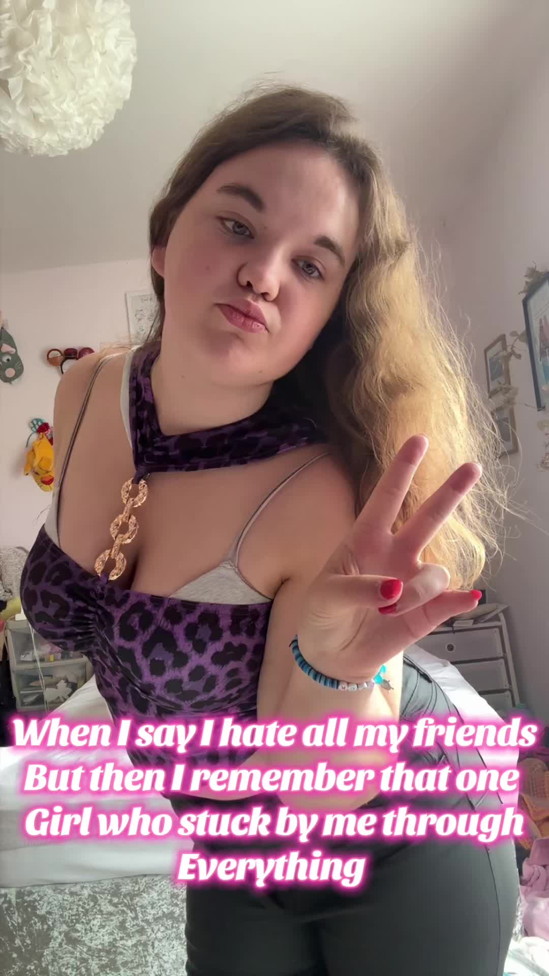 @Honey_bedazzled